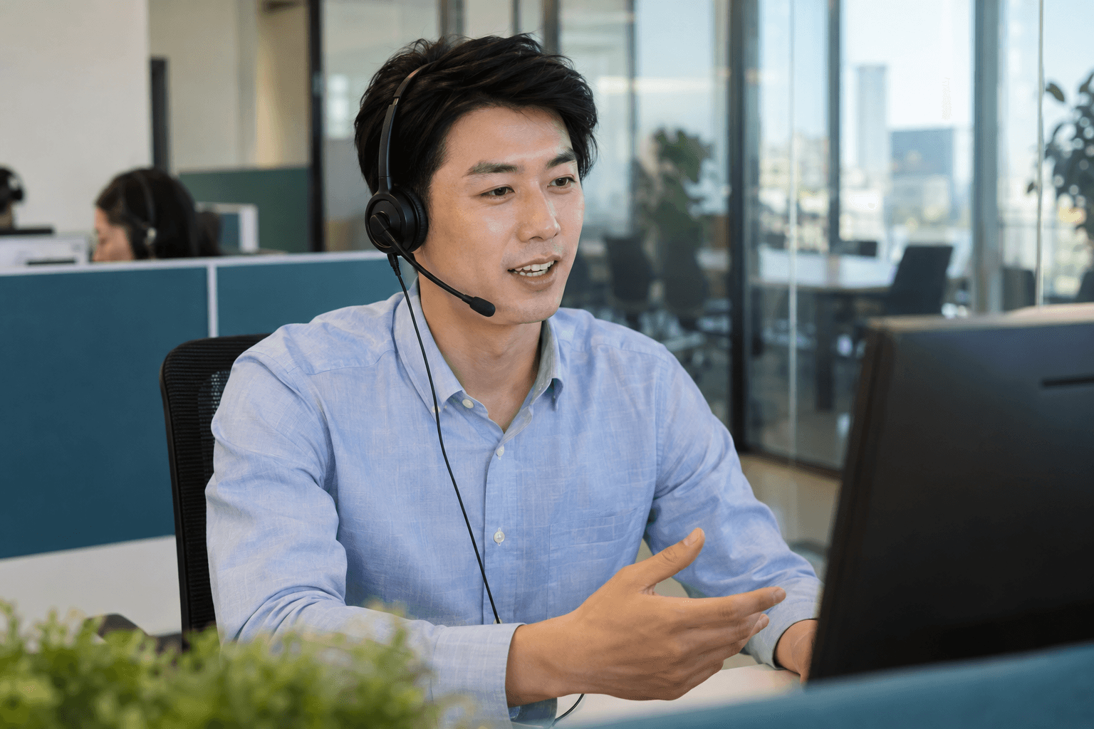 A multilingual call center specialist speaking with a customer